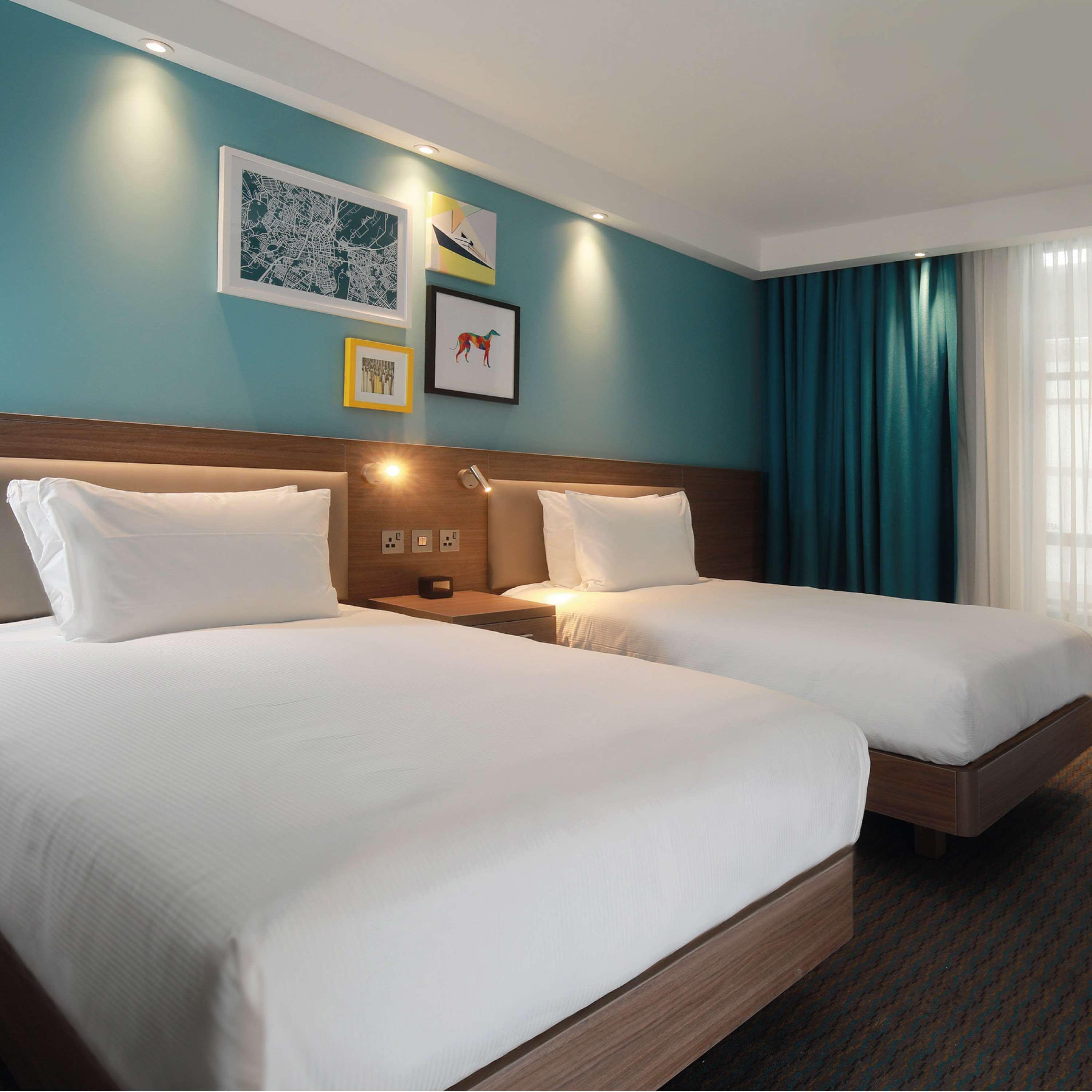 Hampton By Hilton Belfast City Centre Экстерьер фото