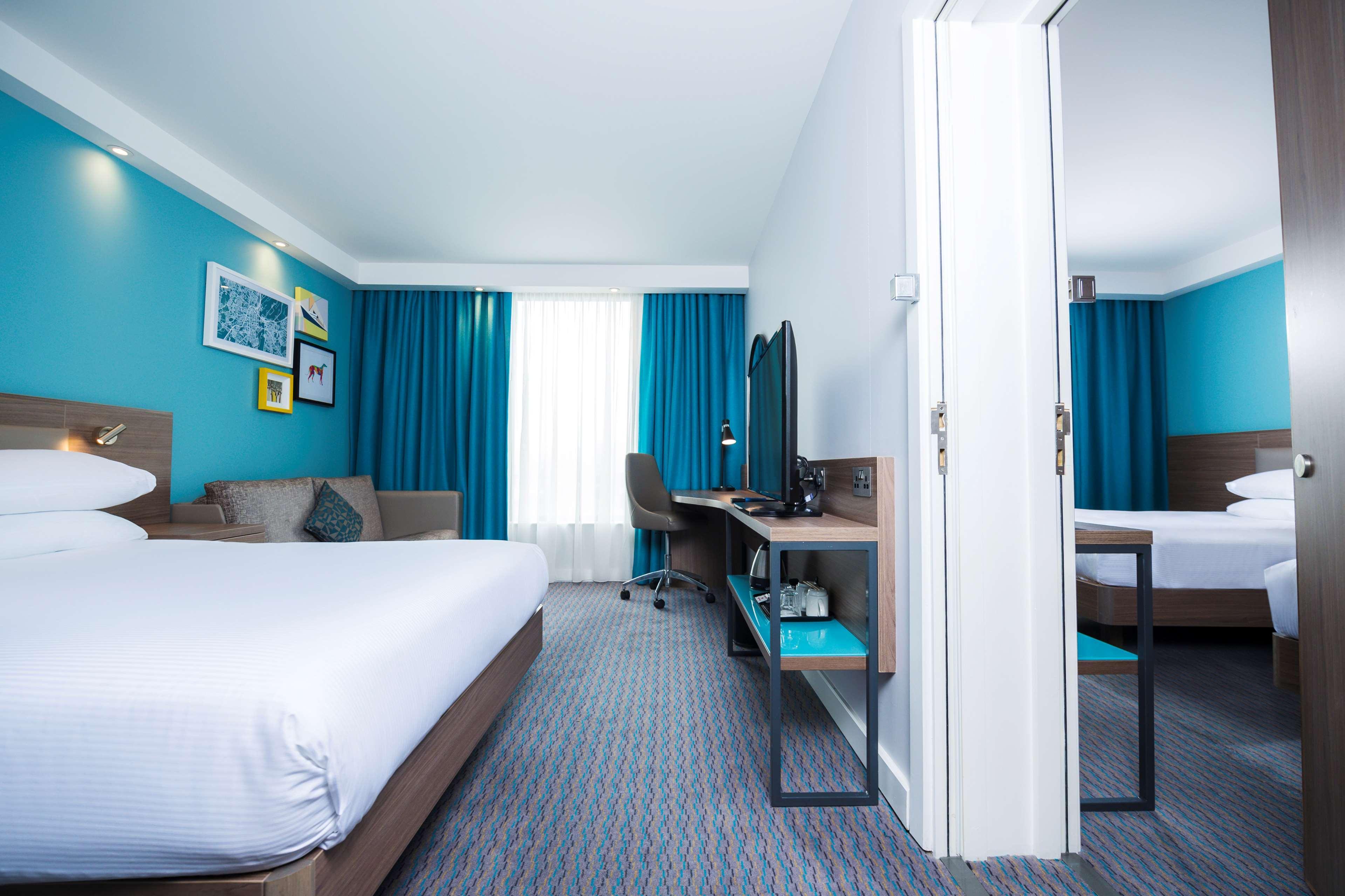 Hampton By Hilton Belfast City Centre Экстерьер фото