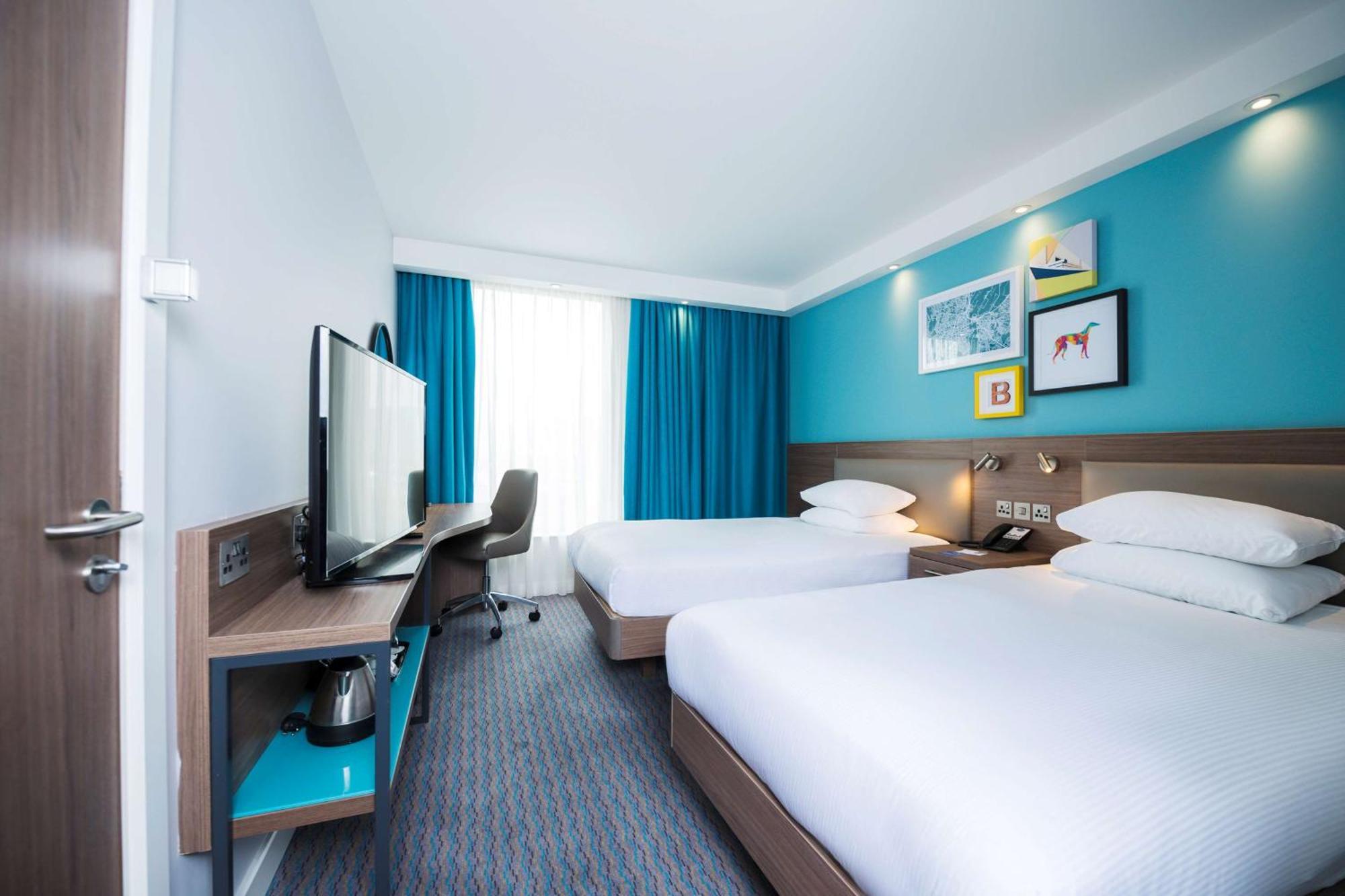 Hampton By Hilton Belfast City Centre Экстерьер фото