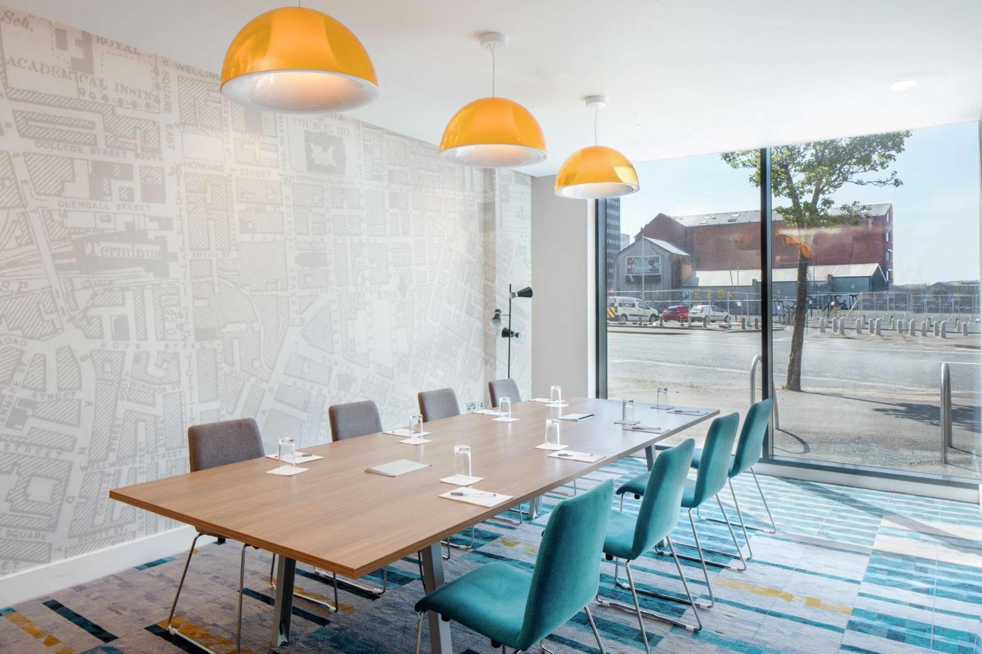 Hampton By Hilton Belfast City Centre Экстерьер фото