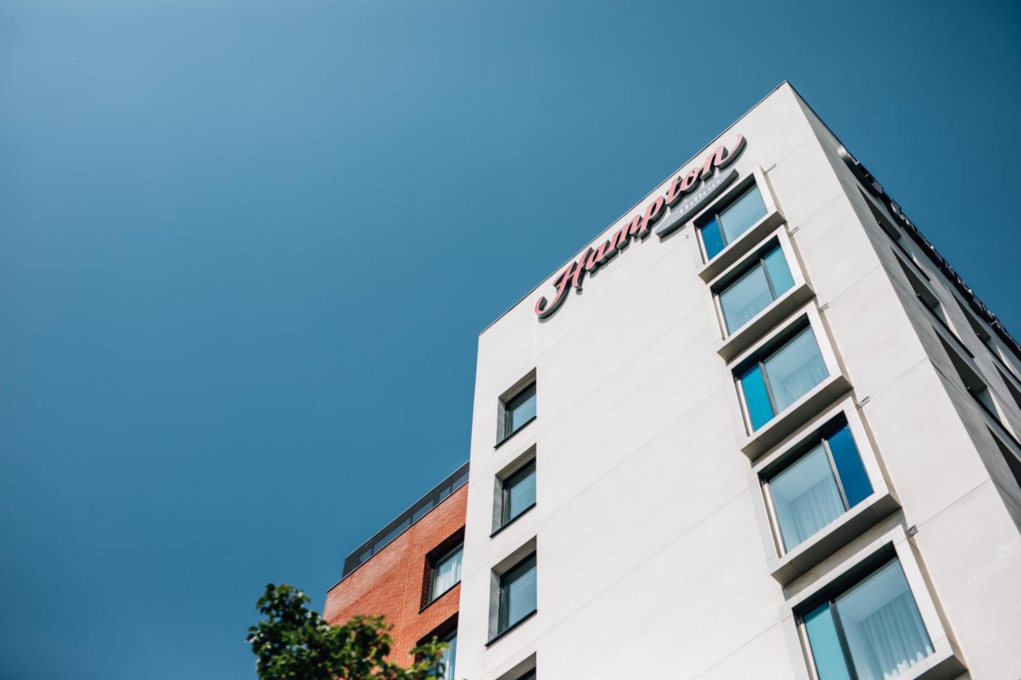 Hampton By Hilton Belfast City Centre Экстерьер фото